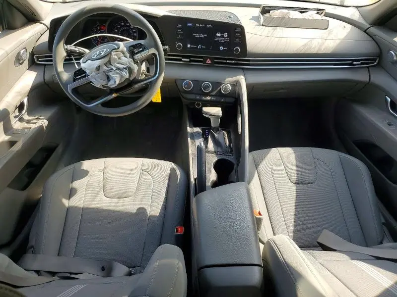 2023 HYUNDAI ELANTRA SE  
