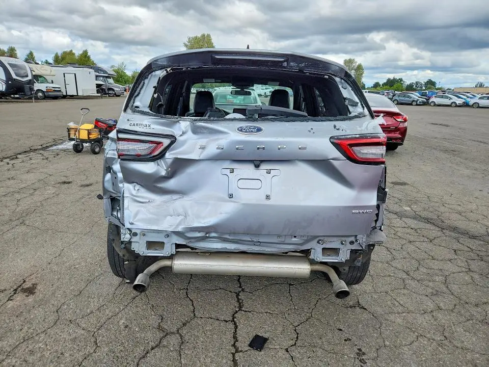 2023 FORD ESCAPE ST LINE  