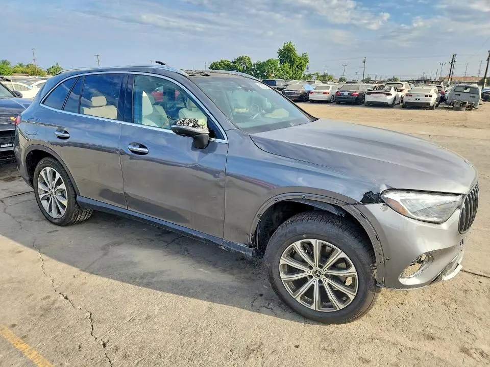 2023 MERCEDES-BENZ GLC 300 4MATIC  