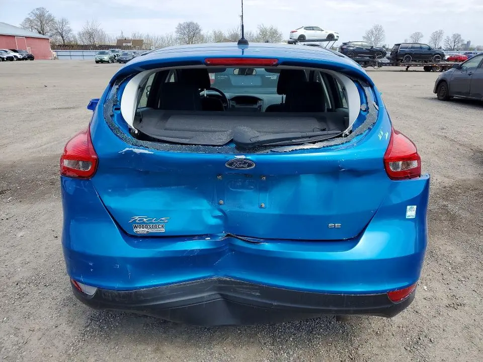 2017 FORD FOCUS SE  