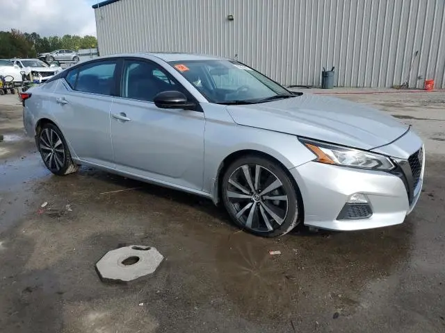 2019 NISSAN ALTIMA SR  