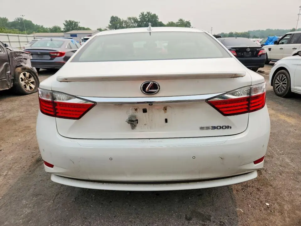 2015 LEXUS ES 300H  