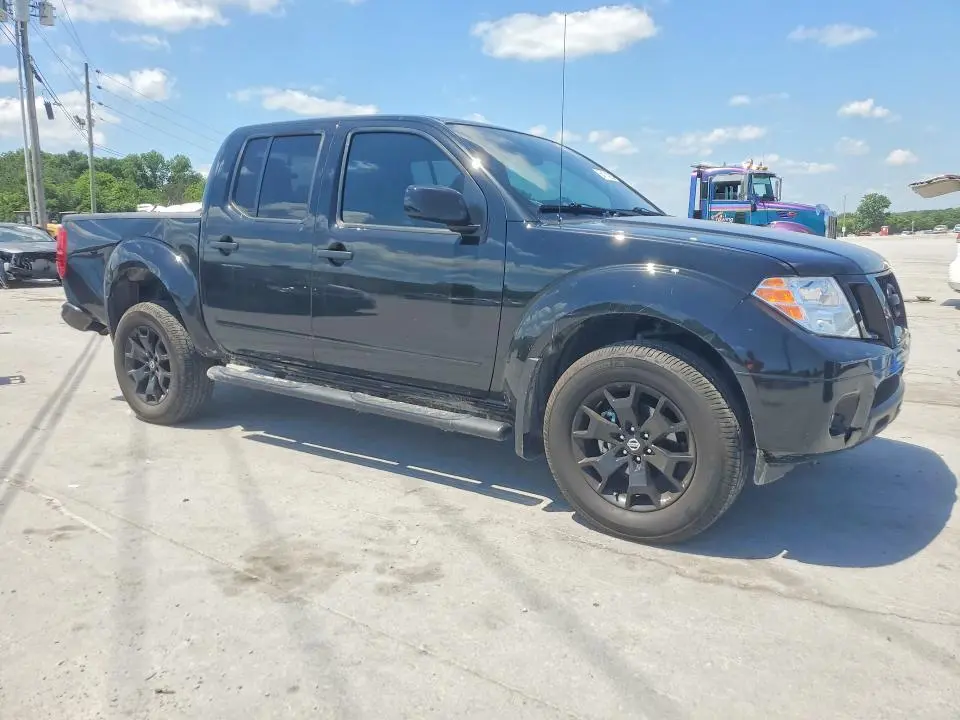 2021 NISSAN FRONTIER SV  
