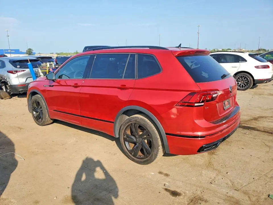 2024 VOLKSWAGEN TIGUAN SE R-LINE BLACK  