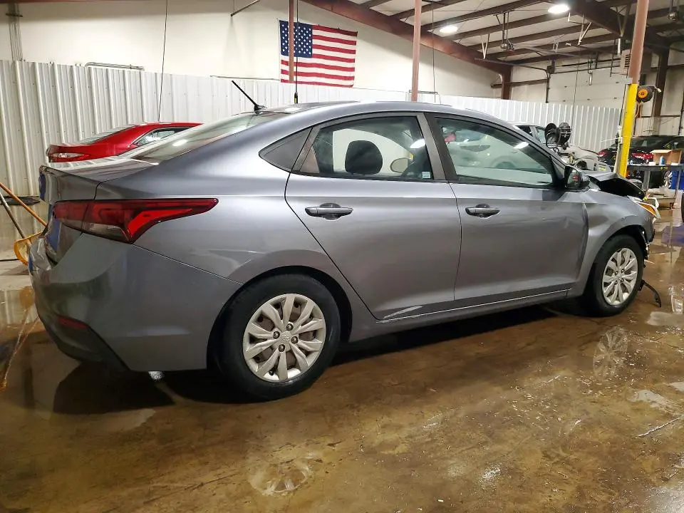 2018 HYUNDAI ACCENT SE  