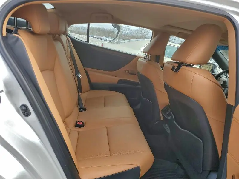 2024 LEXUS ES 300H BASE  