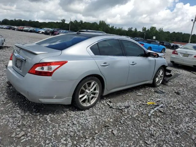 2010 NISSAN MAXIMA S  