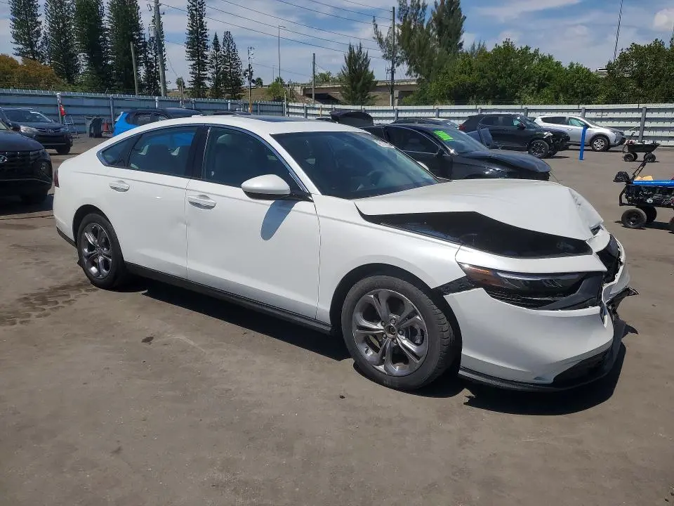 2024 HONDA ACCORD EX  