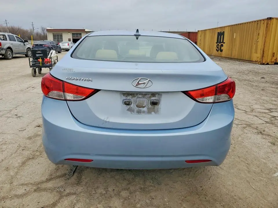 2012 HYUNDAI ELANTRA GLS  