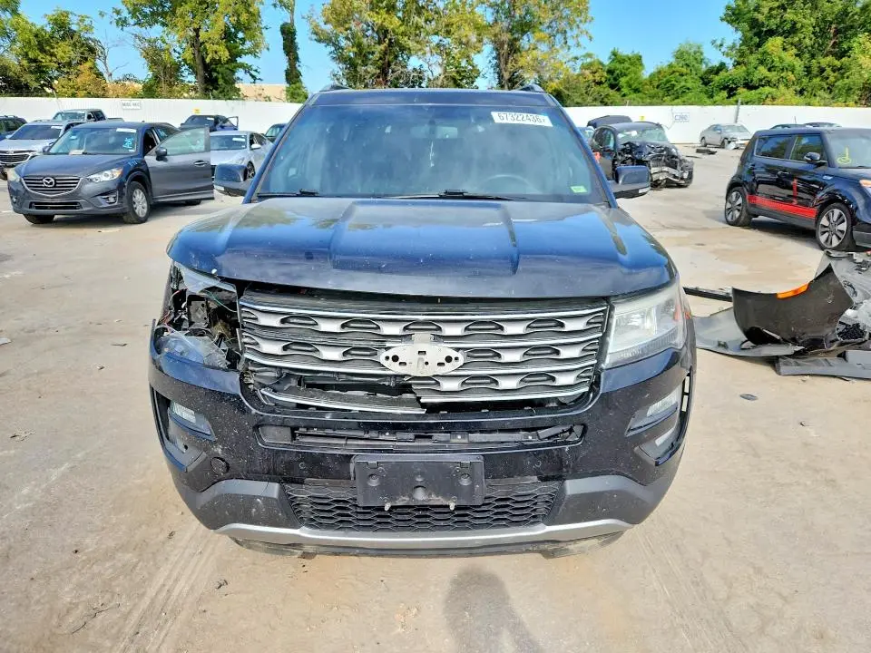 2016 FORD EXPLORER XLT  