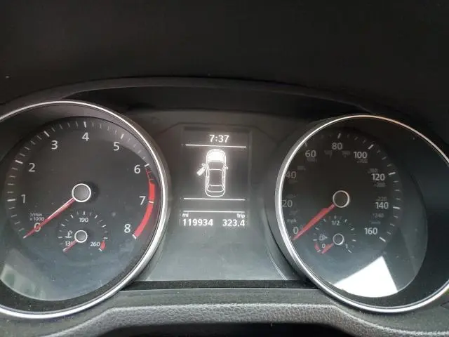 2017 VOLKSWAGEN PASSAT SE  