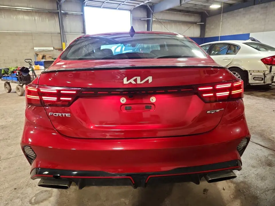 2022 KIA FORTE GT  