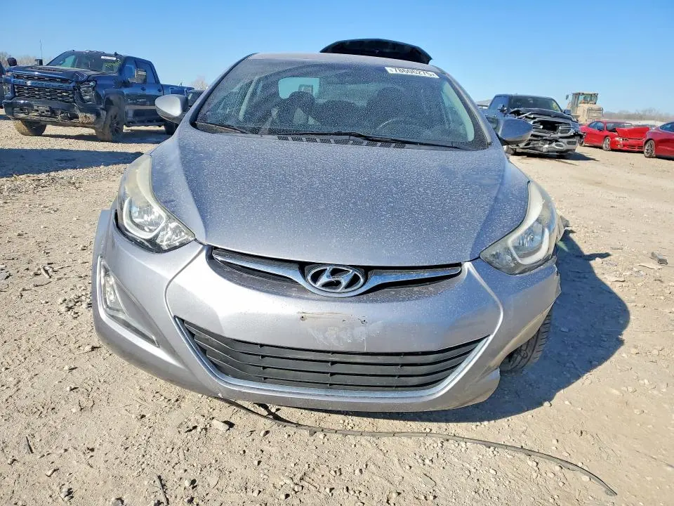 2015 HYUNDAI ELANTRA SE  