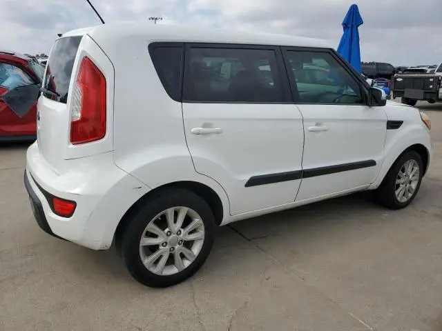 2013 KIA SOUL +  
