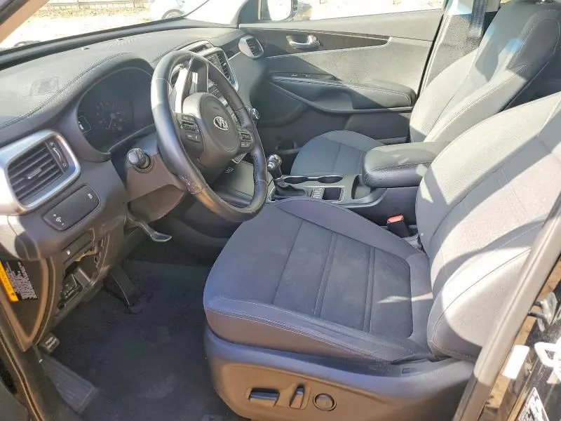 2016 KIA SORENTO LX  
