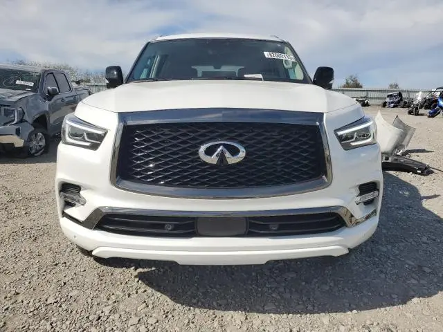 2023 INFINITI QX80 LUXE  