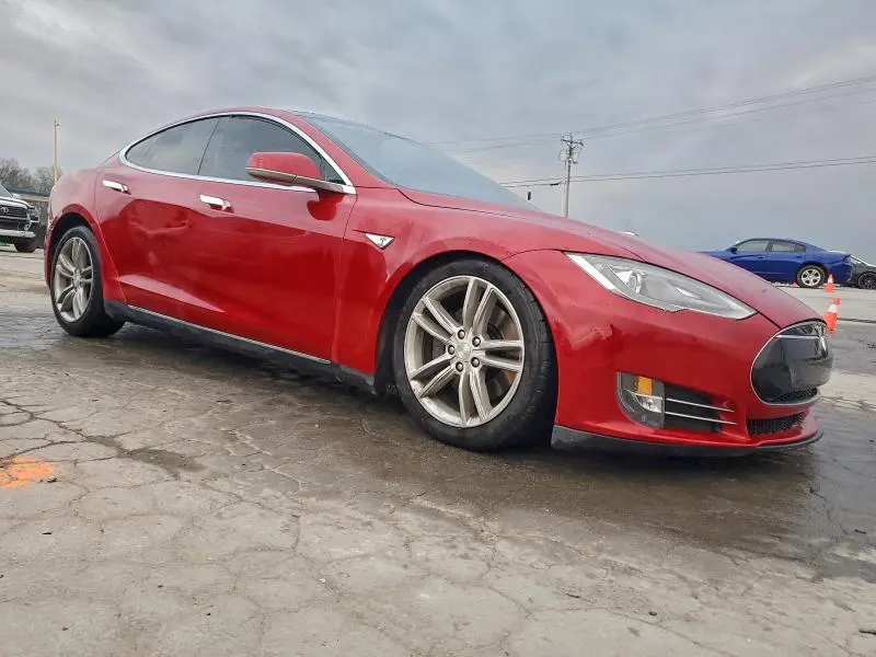2015 TESLA MODEL S   