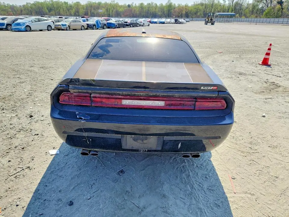 2010 DODGE CHALLENGER SRT-8  