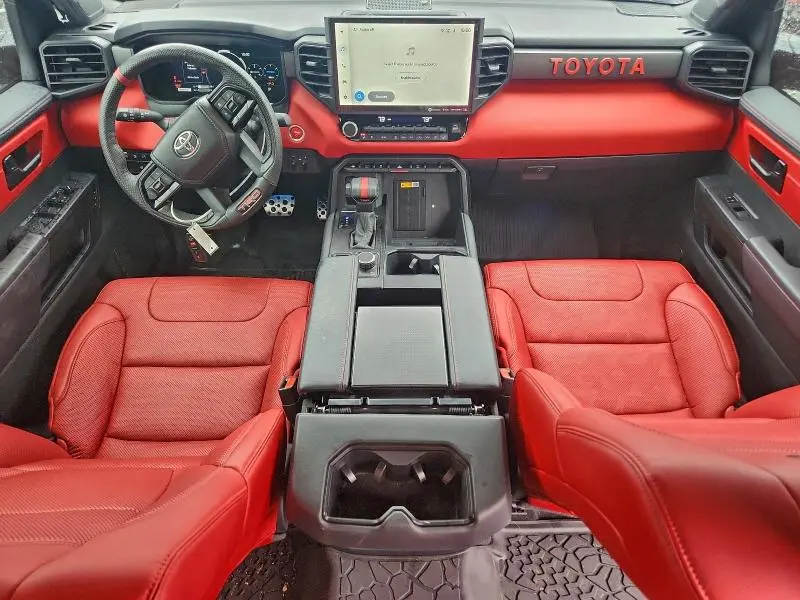 2024 TOYOTA TUNDRA CREWMAX LIMITED  