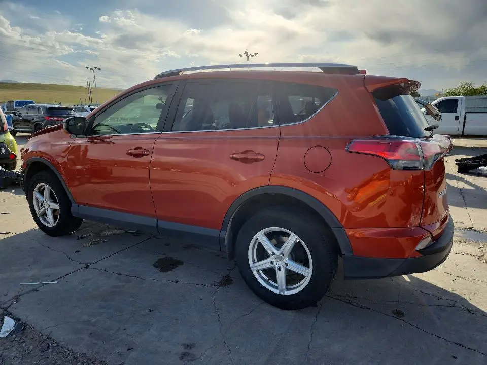 2016 TOYOTA RAV4 LE  