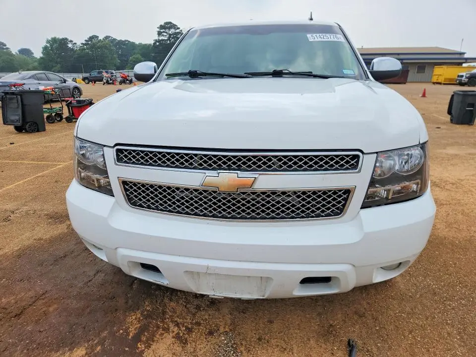 2011 CHEVROLET SUBURBAN C1500 LT  