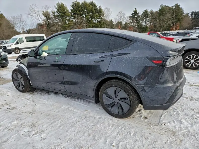 2026 TESLA MODEL Y   