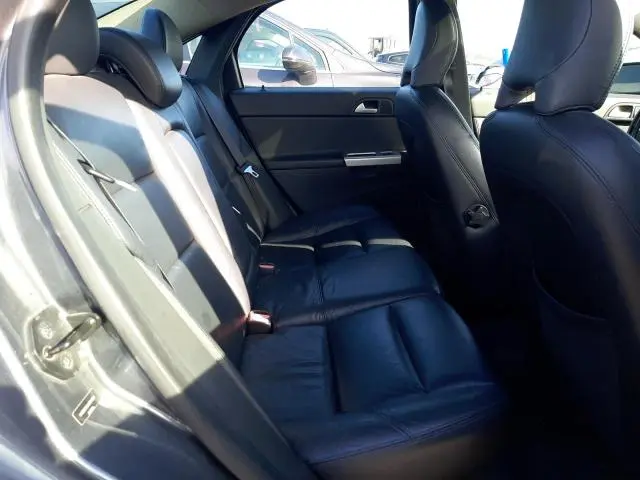 2010 VOLVO S40 2.4I