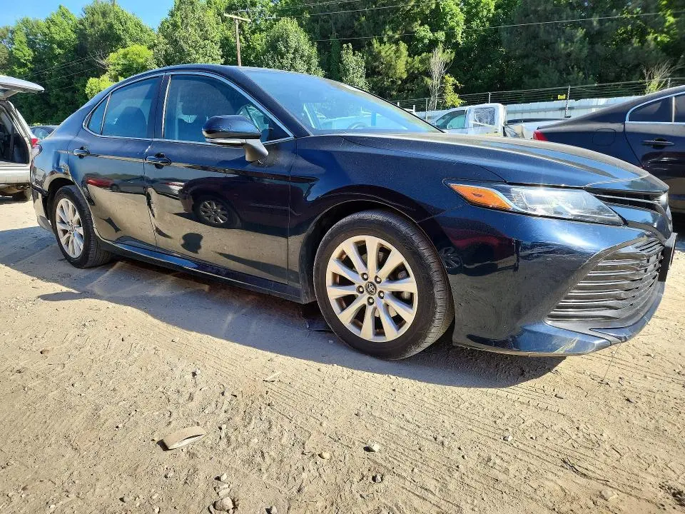 2019 TOYOTA CAMRY LE  
