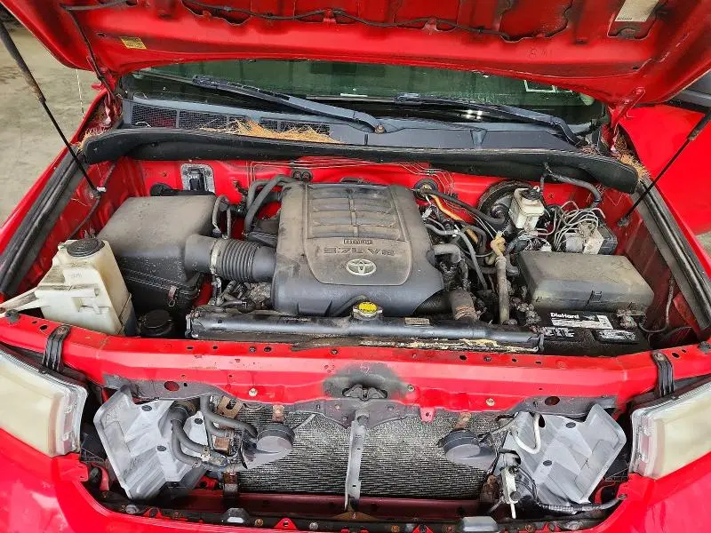 2011 TOYOTA TUNDRA CREWMAX SR5  