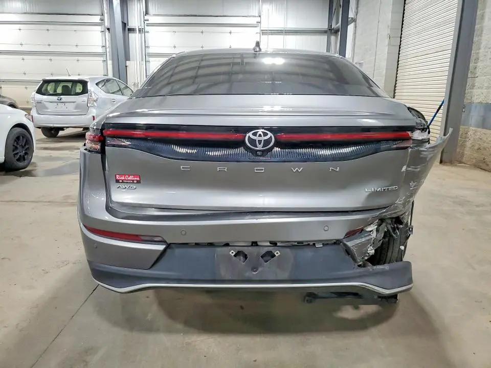 2023 TOYOTA CROWN LIMITED  