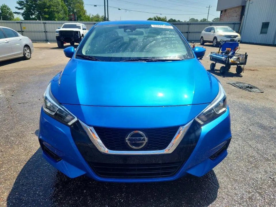 2021 NISSAN VERSA SV  