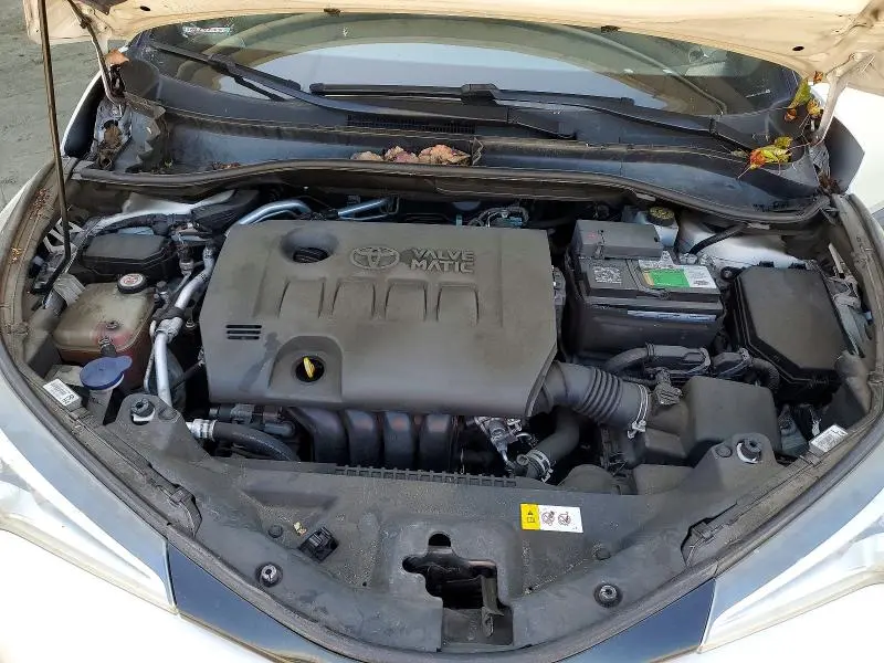 2018 TOYOTA C-HR XLE  
