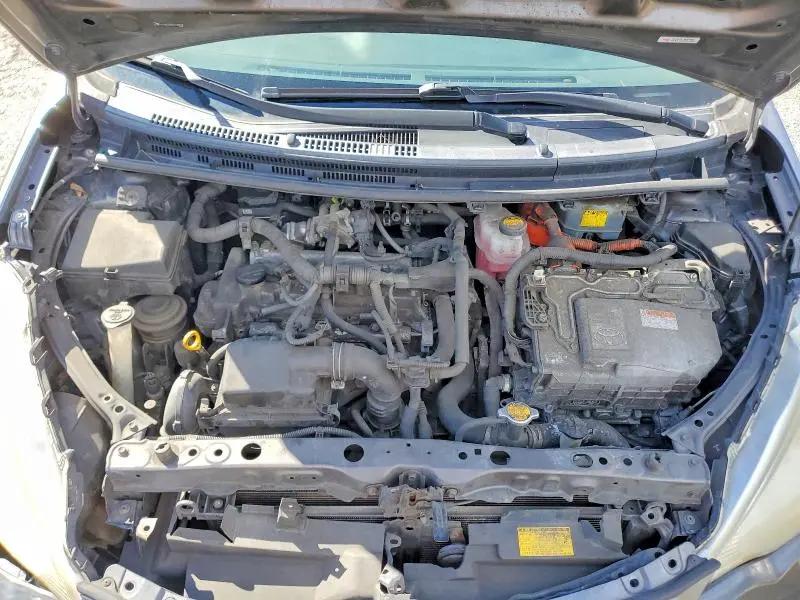 2013 TOYOTA PRIUS C ONE  