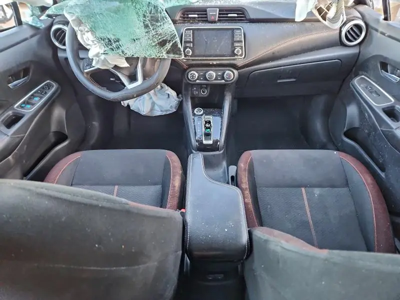 2021 NISSAN VERSA SR  