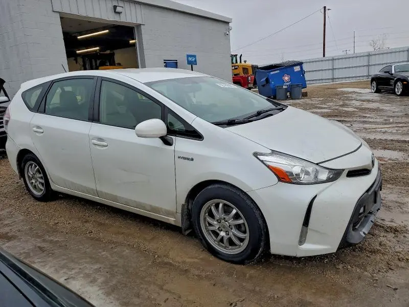 2015 TOYOTA PRIUS V   