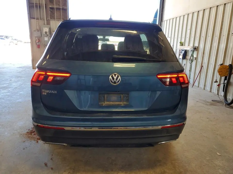 2020 VOLKSWAGEN TIGUAN SE  