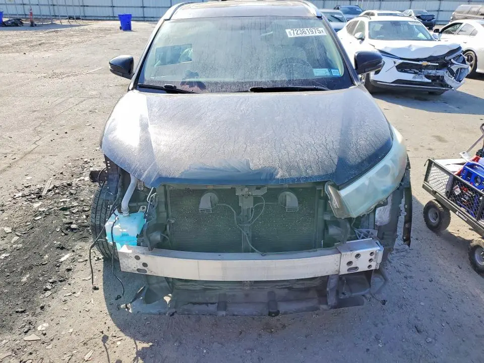 2015 TOYOTA HIGHLANDER XLE  