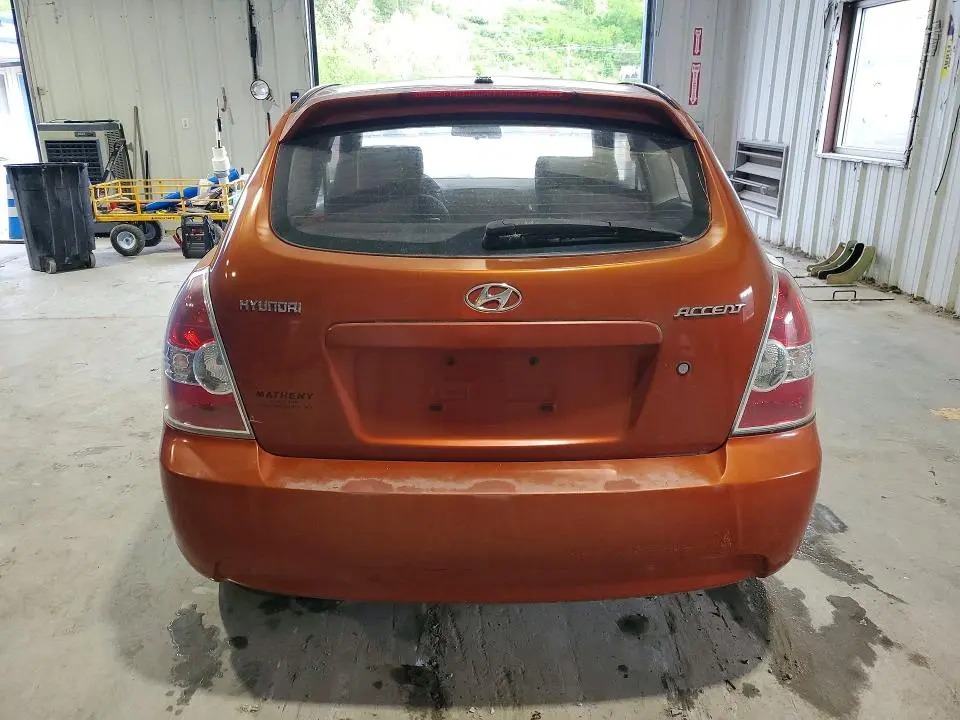 2010 HYUNDAI ACCENT GS  