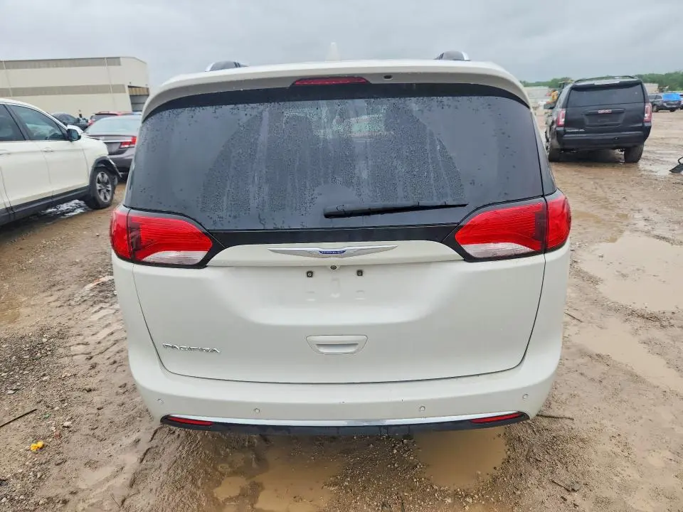 2019 CHRYSLER PACIFICA TOURING L PLUS  