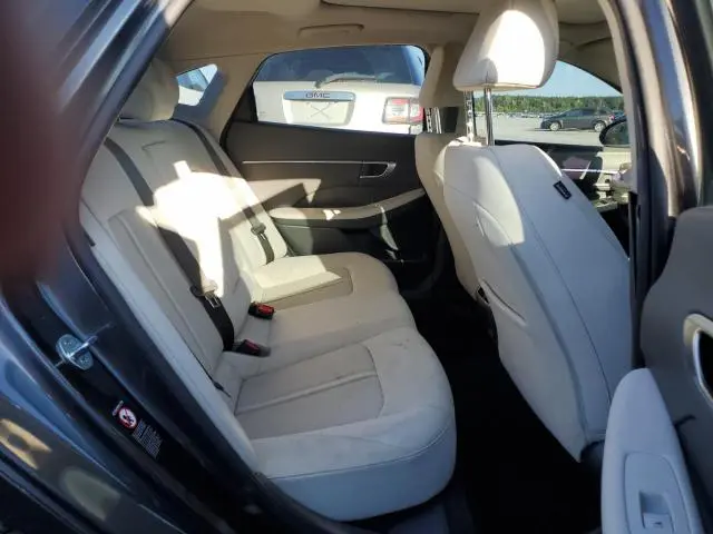 2022 HYUNDAI SONATA SEL  