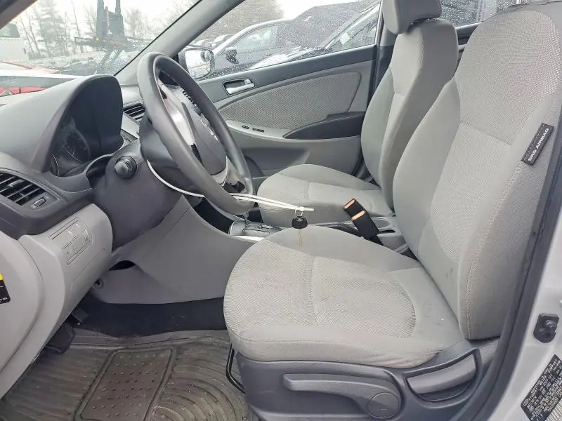 2014 HYUNDAI ACCENT GLS  