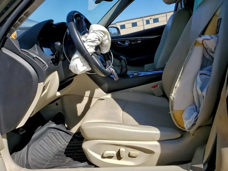 2018 INFINITI Q50 LUXE  