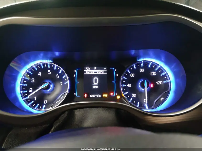 2020 CHRYSLER VOYAGER LX
