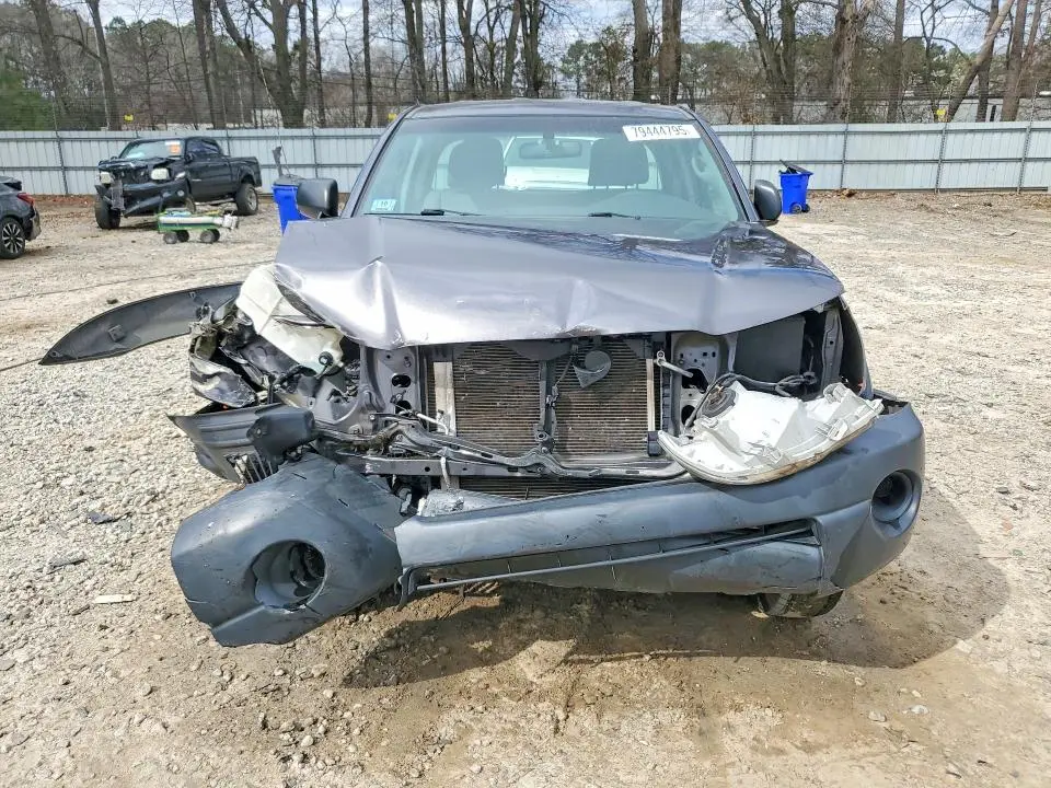 2011 TOYOTA TACOMA BASE  