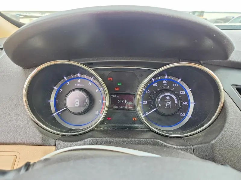 2012 HYUNDAI SONATA GLS  