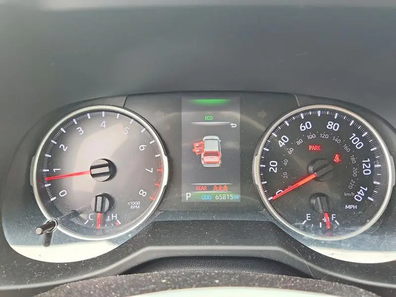 2022 TOYOTA RAV4 LE  