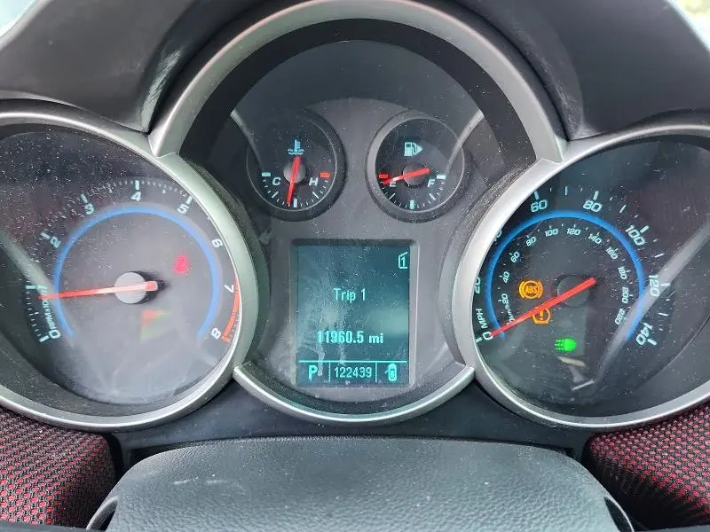 2011 CHEVROLET CRUZE LT  