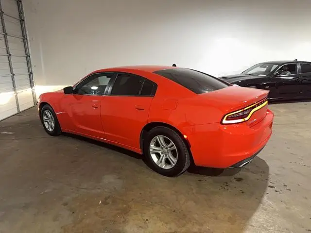 2016 DODGE CHARGER SE  