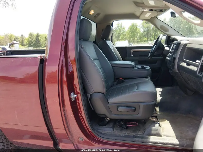 2019 RAM 1500 CLASSIC TRADESMAN  4X4 6'4 BOX