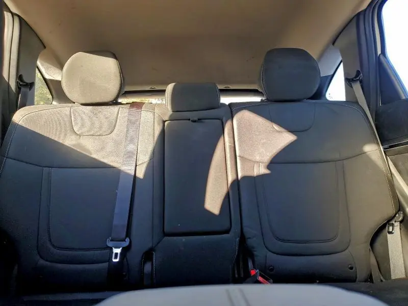 2022 HYUNDAI TUCSON SE  